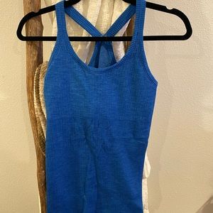 Women’s lululemon tank size 6